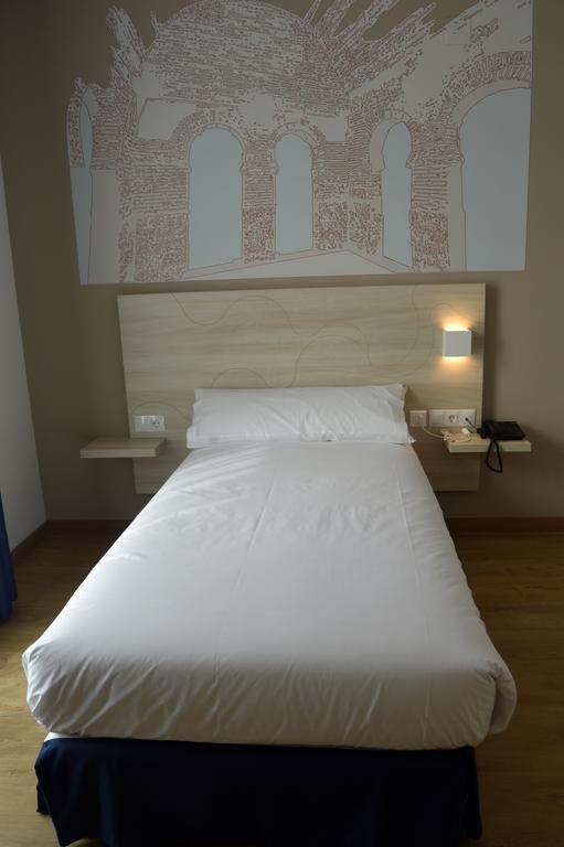 Hotel Balneario De Graena